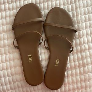 Tkees sandals